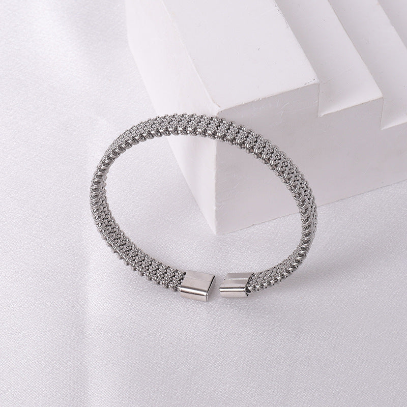 Cross border fashion stainless steel braided bracelet with high-end feel, no fading, versatile and open mouth jewelry wholesale
