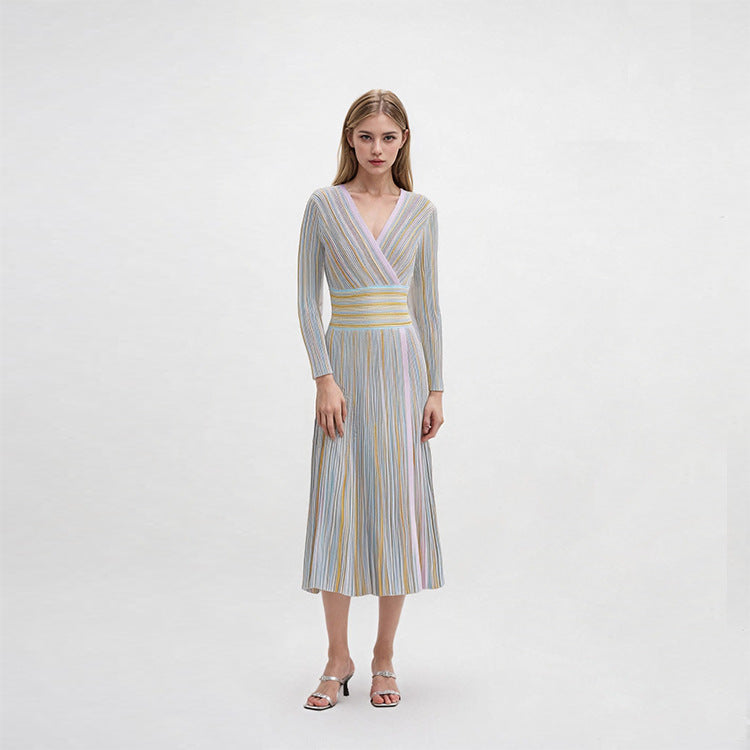 Elegant knit dress with V-neckline, long sleeves, mid-length, gold thread, and high-quality horizontal stripes