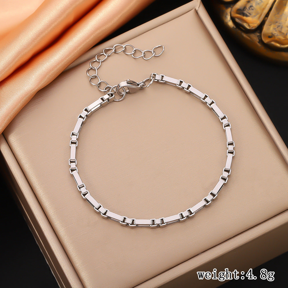 Stainless steel box chain necklace cross-border women's Instagram style fashionable collarbone chain vacuum plated 18K gold titanium steel bracelet