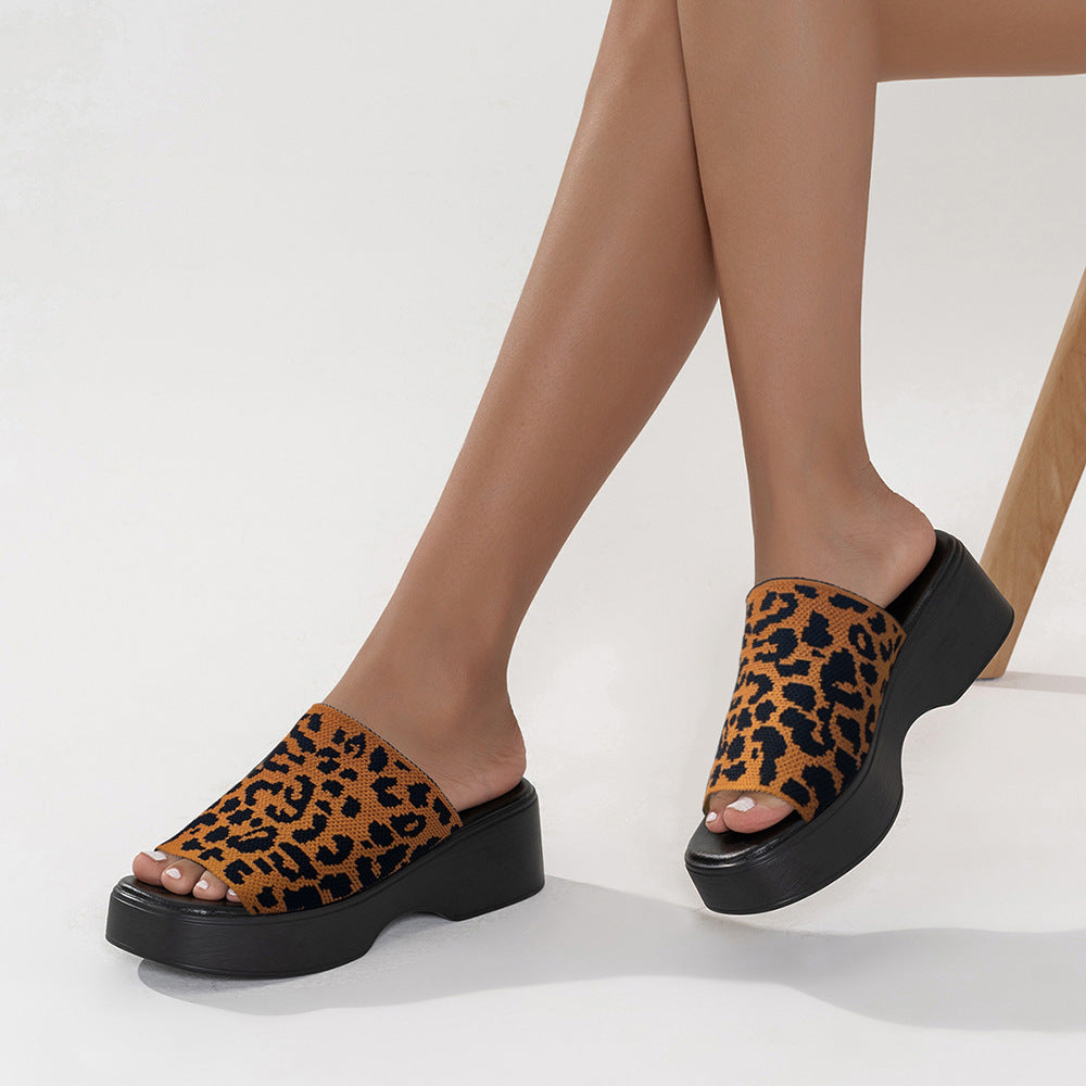 Comfortable Flying Girl slippers with thick soles and medium heels