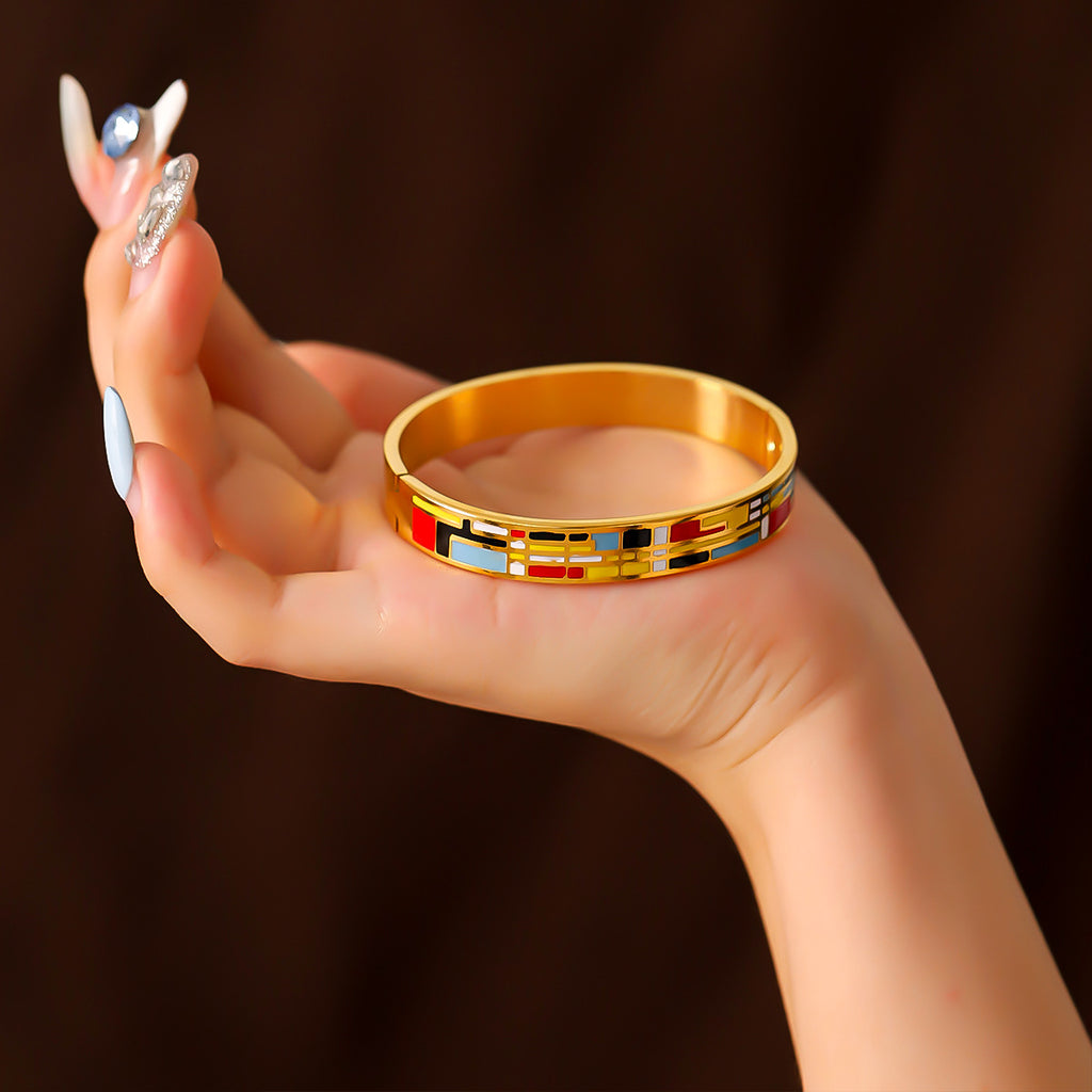 European and American titanium steel enamel bracelet, retro painted buckle style vacuum plated 18k gold bracelet, women's stainless steel bracelet