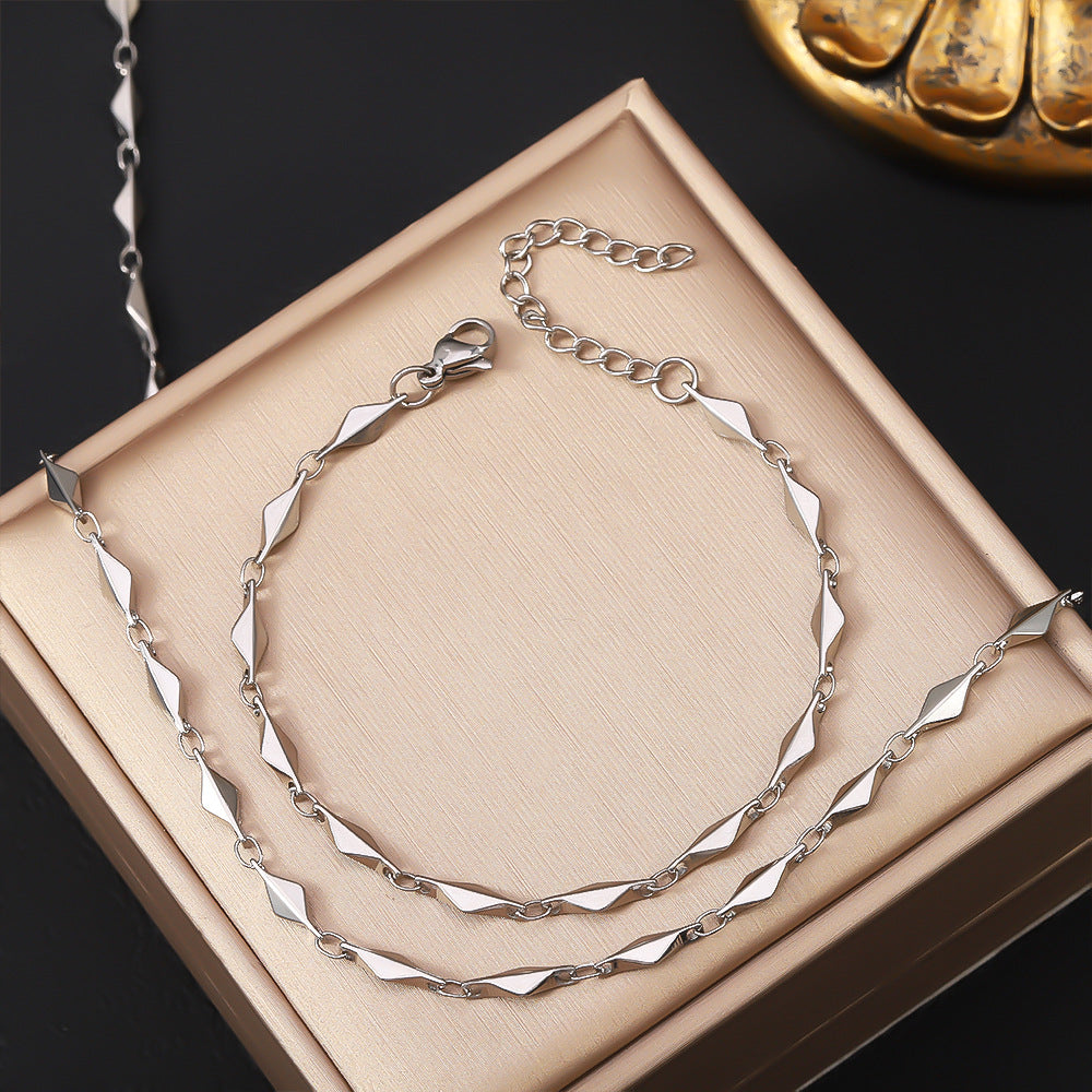 Stainless steel ingot chain necklace, hot selling cross-border in Europe and America, women's collarbone chain, chain plated with 18K real gold titanium steel bracelet