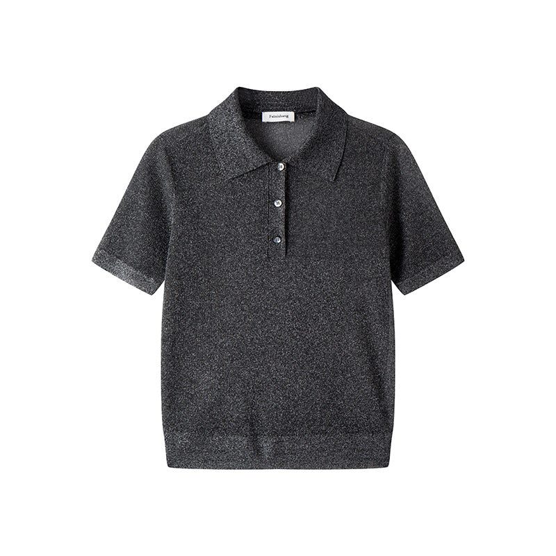 Stylish set of short-sleeved polo shirt with high collar and high-quality high-waisted elastic pleated skirt