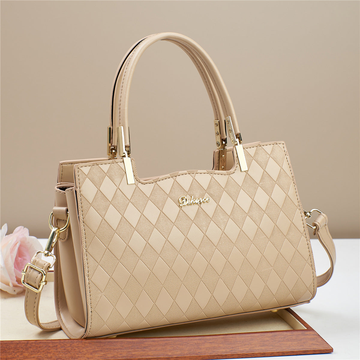 2024 New Texture Commuter Shopping Date Tote Handbag Fashion Diamond Grid Embossed Western Style Single Shoulder Women's Bag