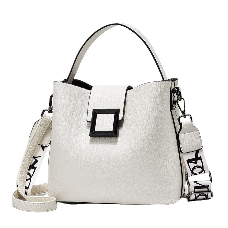 Fashion women's bag 2025 new street trend bucket bag women's bag urban simple fashion handbag one piece dropshipping