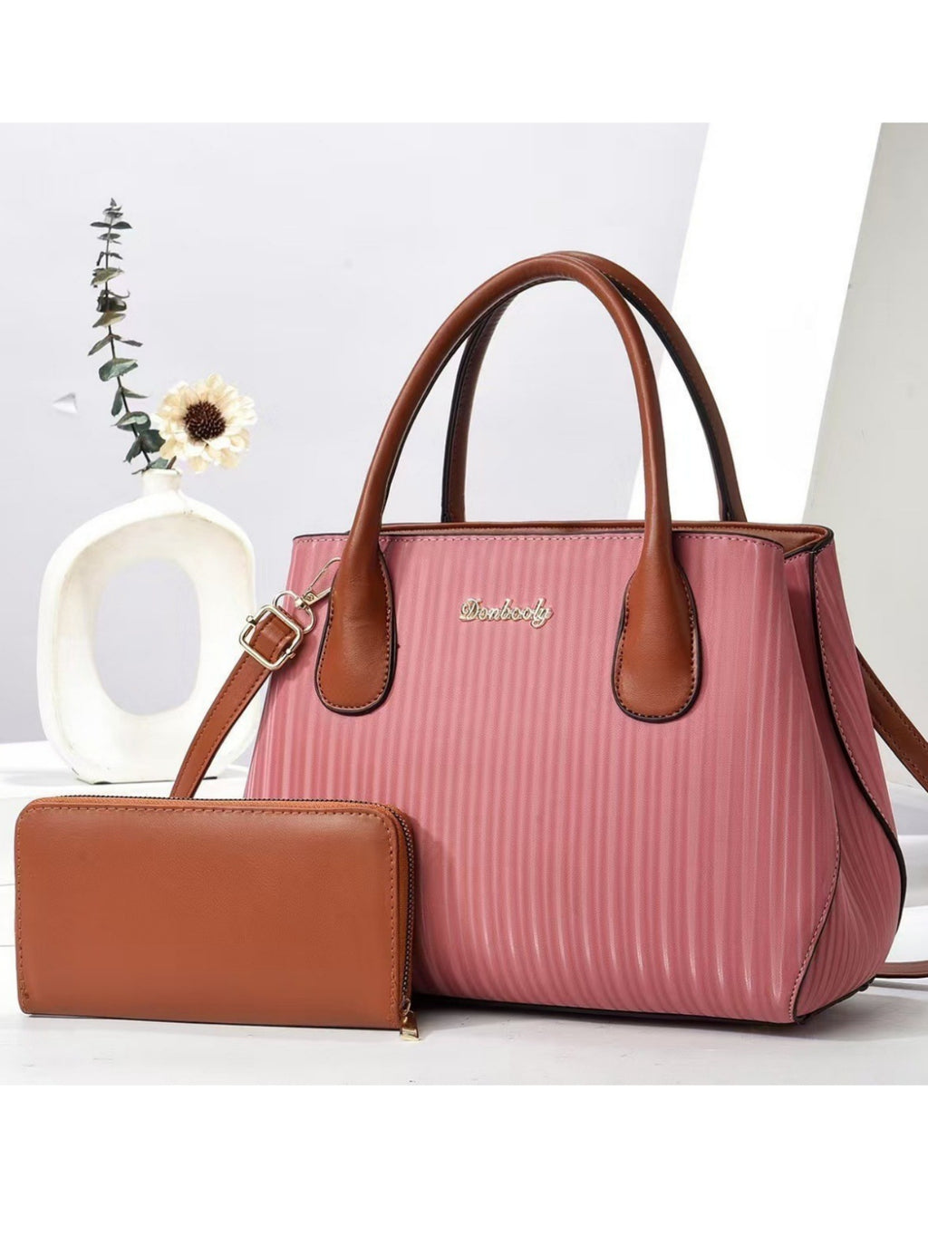 2025 new trendy and stylish large capacity contrasting color middle-aged mother bag, light luxury single shoulder crossbody mother bag, one piece hair replacement