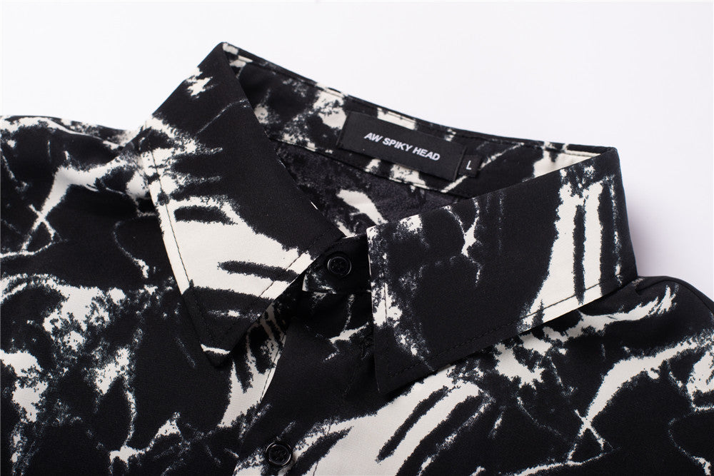 Men's short sleeve tie-dye and paint splatter print t-shirt