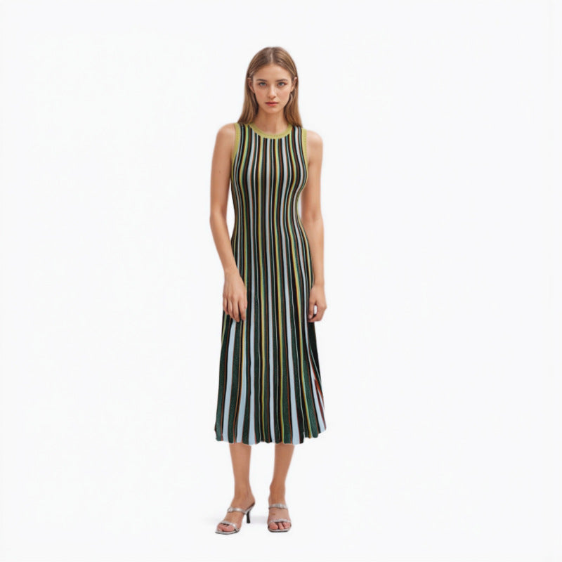Elegant striped knit dress with a round neckline, sleeveless, with high-quality gold and silver threads