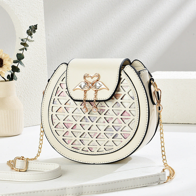 Niche Design Women's Chain Bag 2025 New Fresh and Sweet Women's Bag Large Capacity Single Shoulder Small Round Bag