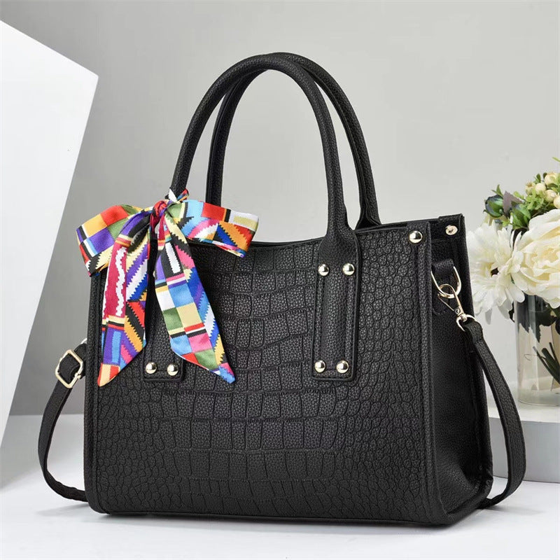 2025 Foreign Trade New Fashionable Embossed Crocodile Pattern Large Capacity Mom's Bag Simple Cross Shoulder Handheld Women's Bag One Piece dropshipping